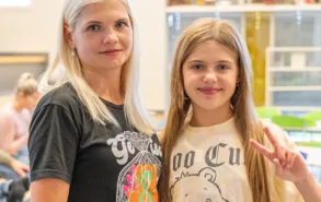 Halyna og Anastasiia 1 1000
