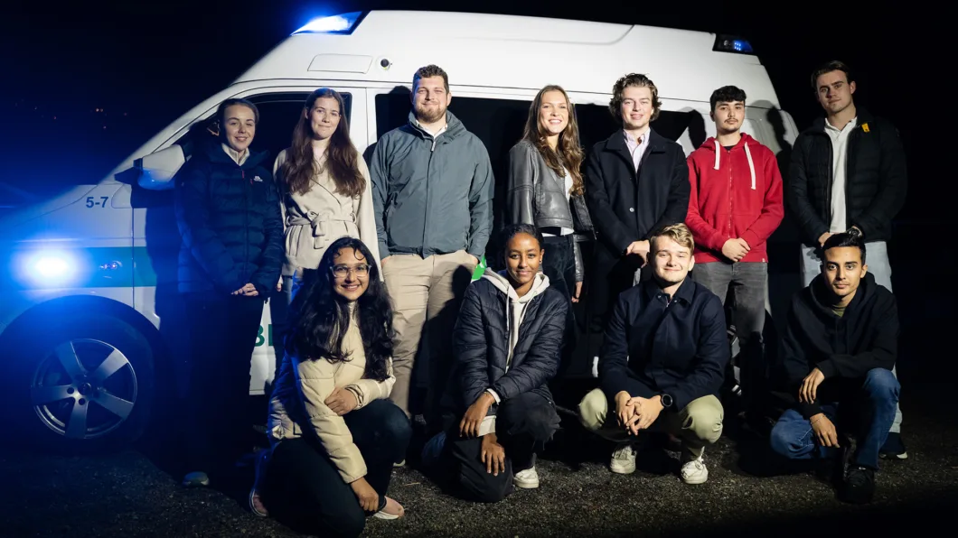 Bakerst fra venstre: Hedda Finsland, Stella Lilletvedt, Andre Holmberg, Lisa Langholen, Fredrik Skinner, Wahab Safi, William Borchgrevink. Foran fra venstre: Naomika Chawat, Shaima Abdelletif, Damian Wulkiewicz, Hazar Uymaz