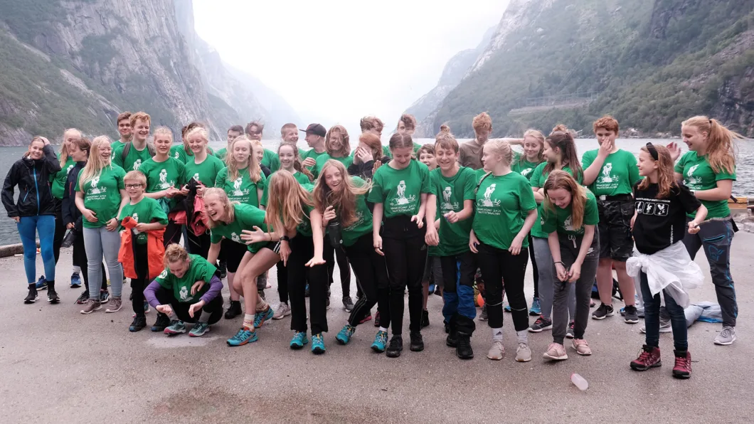 38 ungdommer fra ni lokallag var samlet til årets sommercamp i Lysebotn.