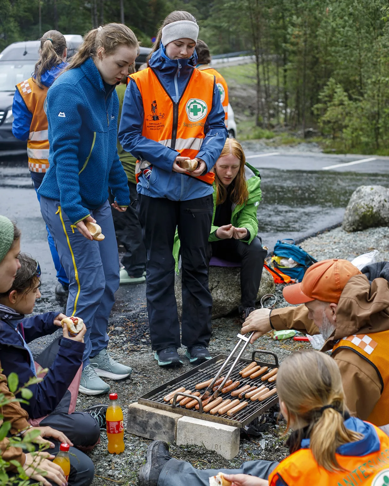 Jon Ree Holmøys grillpølser var populære.