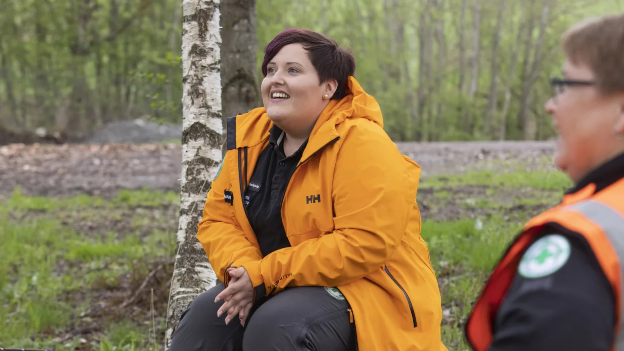 Hege Hermannsen og Elin Skovly var på Utøya i 2011, og er fortsatt aktive i Norsk Folkehjelp.