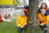 Ny og gammel ledelse i Sanitetsungdommen i Stavanger: Oddgeir og Janniche Dagsland har ledet ungdomsarbeidet siden 2018. Nå overlates styringen mer og mer til ny voksenleder Victoria Dagsland (t.h.) og ny ungdomsleder Ane Nilsson Horneland (t.v.).