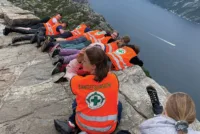 Toppen av Preikestolen var et spektakulært høydepunkt på turen.