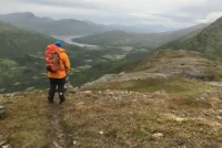 Søksområdet omfattet til slutt et område på 45 km2 med tidvis utfordrende terreng for søksmannskapene.