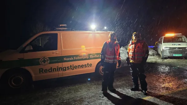 Mannskaper på ulykkesstedet 2. juledag.