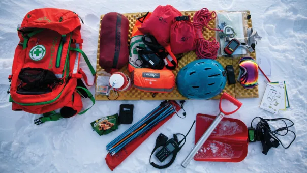 Dette er innholdet i skredsekken til skredmannskap Linda Cecilia Haaland.