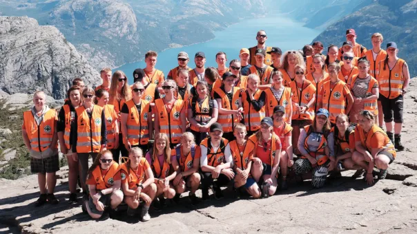 Til sammen var 40 deltakere med på årets sommercamp for sanitetsungdom.