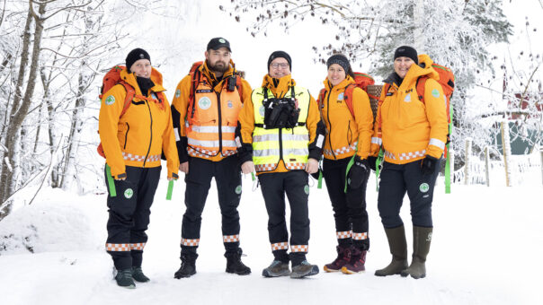 De frivillige i Norsk Folkehjelp Modum har mange års erfaring fra redningstjenesten, selv om laget er nytt.