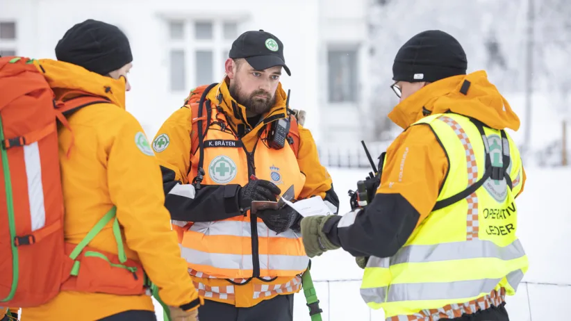 To mannskaper briefes av operativ leder